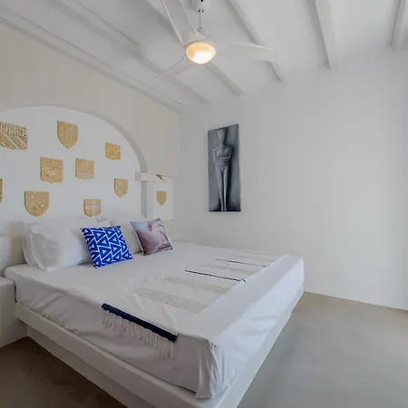 Venti Naxos Pláka